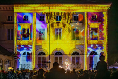 Animation lumineuse de Noel - Agrandir l'image 9 sur 9, fenêtre modale