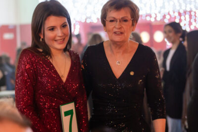 Agrandir l'image 2 sur 13, fenêtre modale