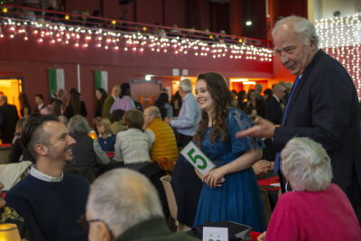 Agrandir l'image 6 sur 42, fenêtre modale