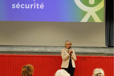 Agrandir l'image 21 sur 77, fenêtre modale