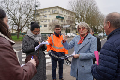 Agrandir l'image 10 sur 77, fenêtre modale