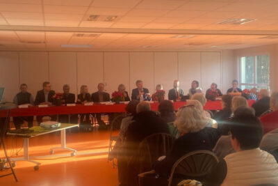 Agrandir l'image 2 sur 77, fenêtre modale