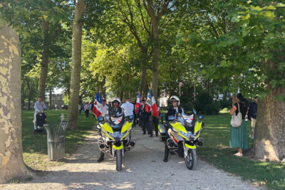 Agrandir l'image 7 sur 24, fenêtre modale