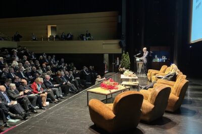 Agrandir l'image 18 sur 21, fenêtre modale