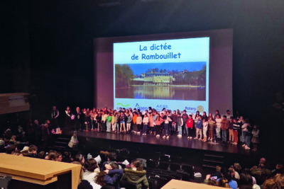 Agrandir l'image 16 sur 77, fenêtre modale