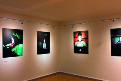 Agrandir l'image 2 sur 77, fenêtre modale