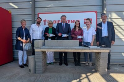 Agrandir l'image 27 sur 77, fenêtre modale