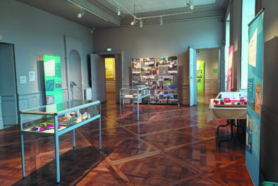 Agrandir l'image 6 sur 77, fenêtre modale