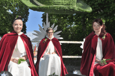 Agrandir l'image 12 sur 101, fenêtre modale