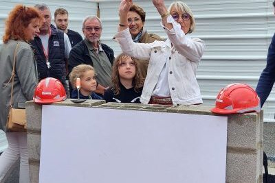 Agrandir l'image 8 sur 16, fenêtre modale