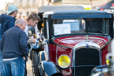 Agrandir l'image 2 sur 43, fenêtre modale