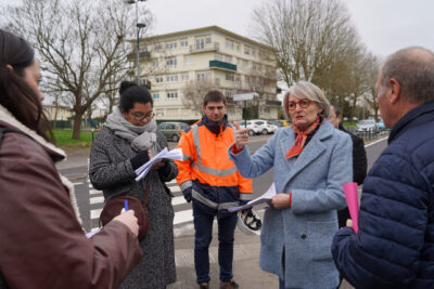 Agrandir l'image 10 sur 77, fenêtre modale