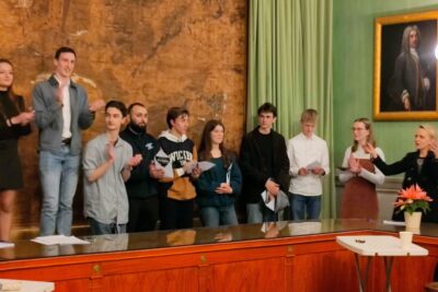 Agrandir l'image 5 sur 77, fenêtre modale