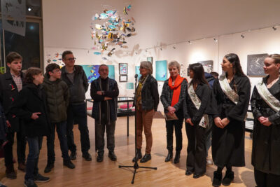 Agrandir l'image 8 sur 77, fenêtre modale