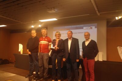 Agrandir l'image 9 sur 77, fenêtre modale