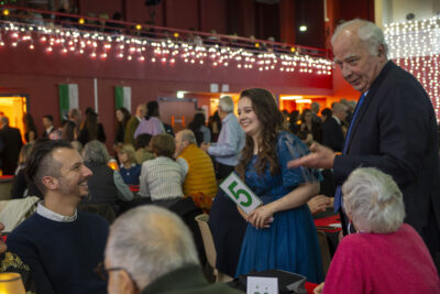 Agrandir l'image 6 sur 42, fenêtre modale