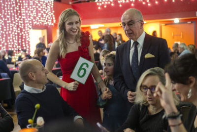 Agrandir l'image 7 sur 42, fenêtre modale