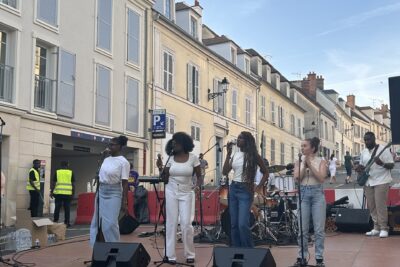 Agrandir l'image 11 sur 27, fenêtre modale